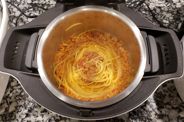 【ホットクック】簡単ミートソーススパゲッティ｜料理の手順