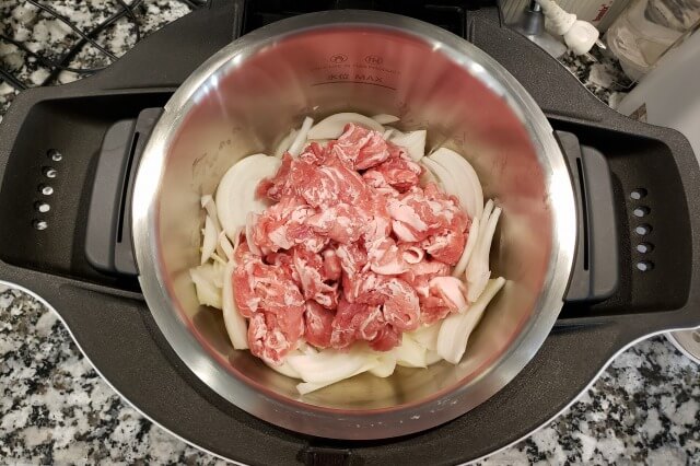 【ホットクック】豚肉のトマト煮込み｜料理の手順
