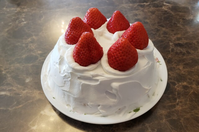 【ホットクック】イチゴのショートケーキのレシピ