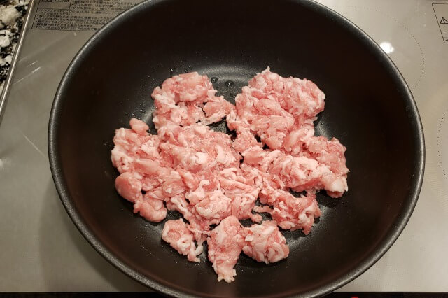 豚肉と小松菜の炒め物｜料理の手順