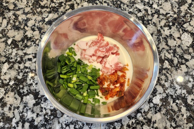 キムチチヂミ（豚肉とニラ入り）の料理の手順